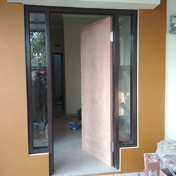 kusen aluminium pintu kayu